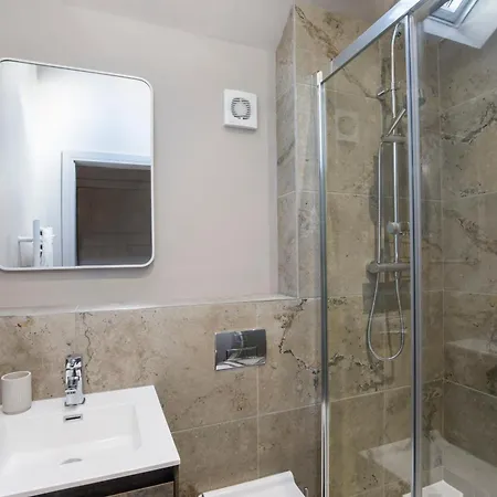 Casa de Férias The Warehouse With Free Parking *