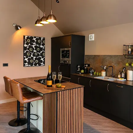 Vakantiehuis The Warehouse With Free Parking *