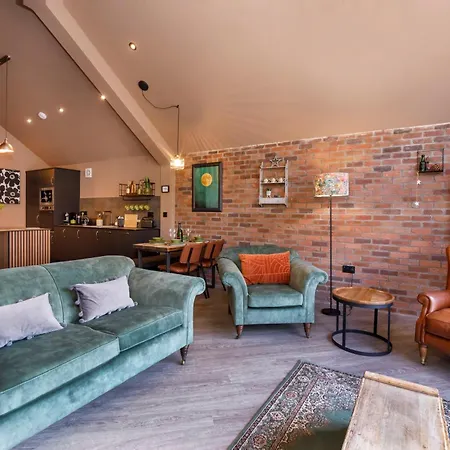 Casa de Férias The Warehouse With Free Parking